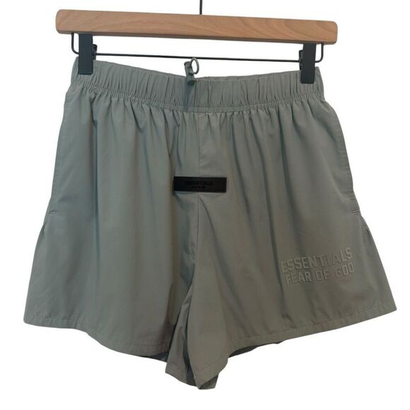 Fear of God Essentials Running Nylon Short Sycamore Size XXS - Picture 1 of 7